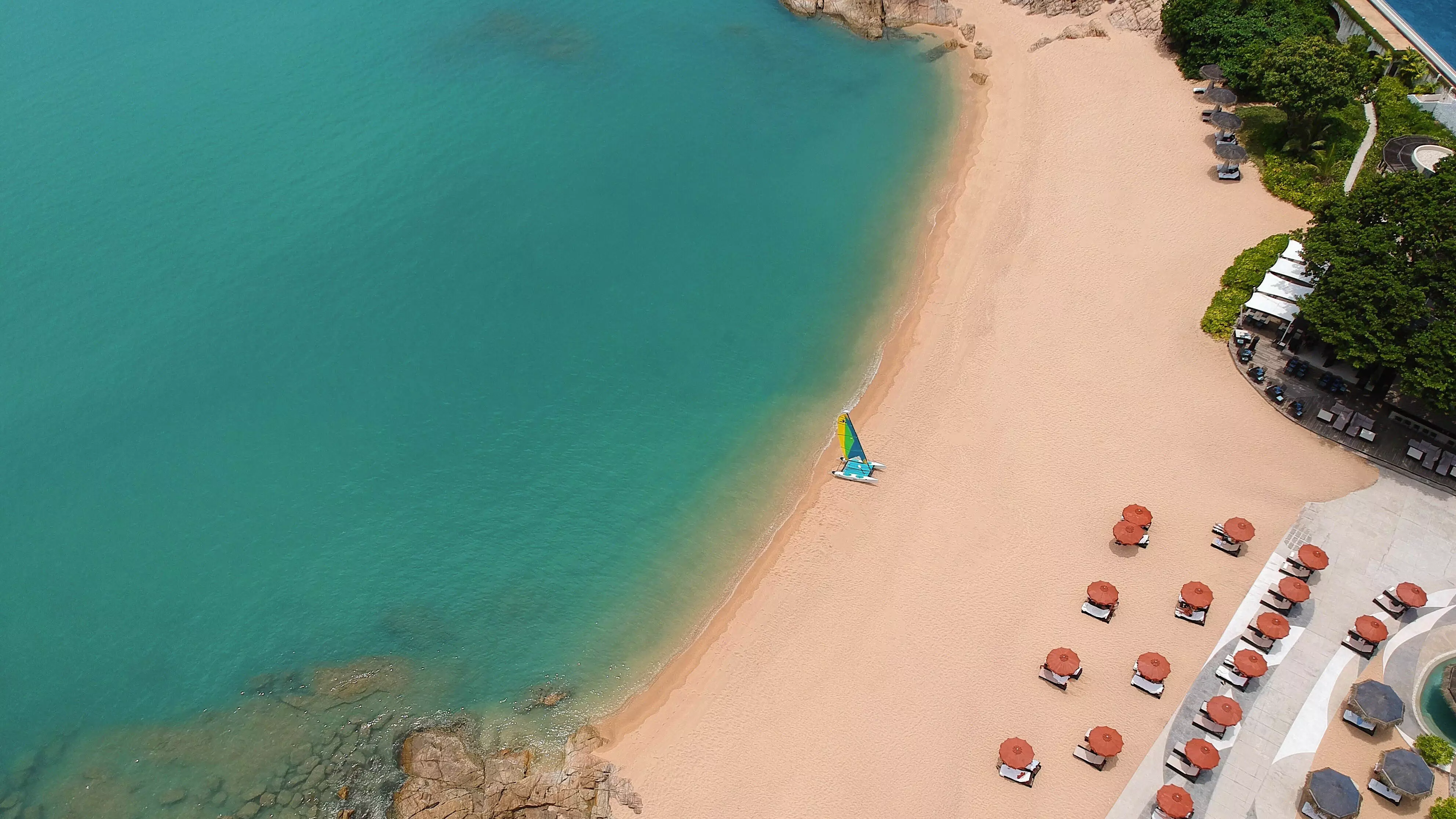 Garrya Tongsai Bay - Aerial beach view 